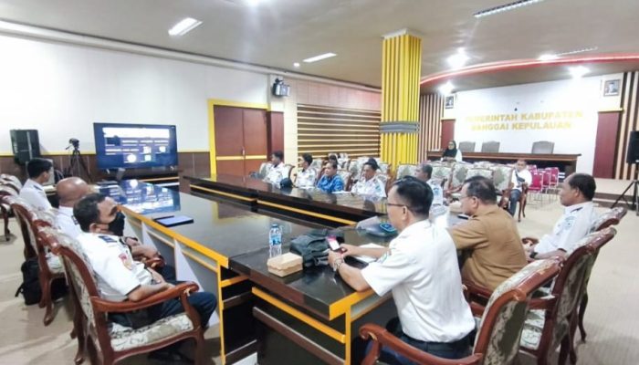 Wakili Bupati, Asisten II Edison Hadiri Rakor Uji Coba Perdana Lintas Penyeberangan Luwuk-Leme-Leme