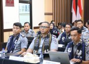 Siap Menuju WBK dan WBBM, Imigrasi Kelas II Non-TPI Banggai Jalani Desk Evaluasi Zona Integritas
