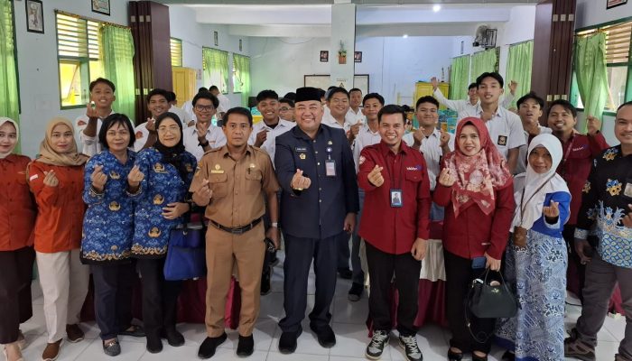 Kadis P2KBP3A Banggai Sosialisasikan Gerakan Ayah Teladan di SMAN 3 Luwuk