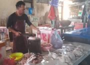 Harga Bahan Pokok di Pasar Salakan Stabil, Cabai dan Daging Tetap di Level Tinggi