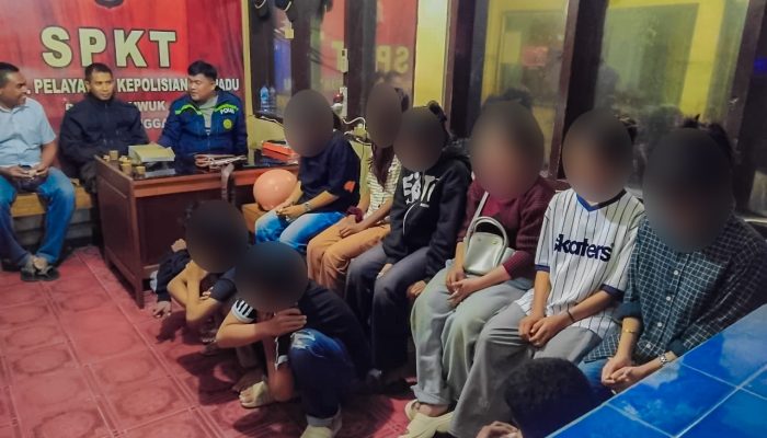 Pesta Miras di Lapangan Persibal Luwuk, 6 Remaja Perempuan dan 4 Pria Diamankan Polisi