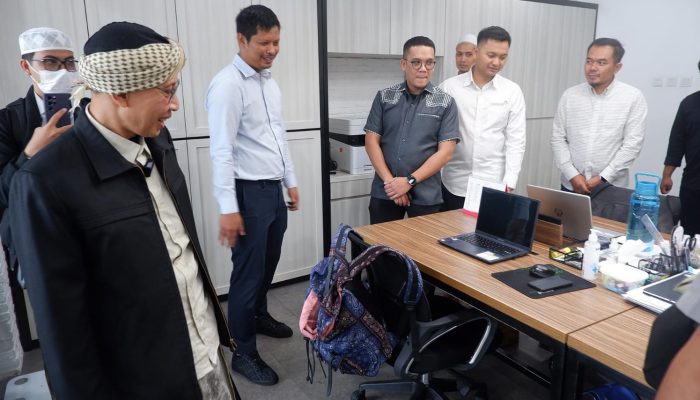 TMMS Pionir CSR Berkelanjutan, Beasiswa Santri sebagai Investasi Sosial Jangka Panjang