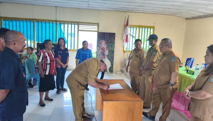 Kadis PMD Bangkep Buka Musdes Rembuk Stunting di Desa Tone