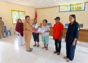 24 KPM di Desa Tone Terima BLT-DD Tahap II, Diharap Dapat Ringankan Beban Ekonomi