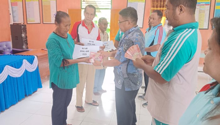 Desa Tolulos Wujudkan Kesejahteraan Melalui Penyaluran BLT-DD Tahap 2