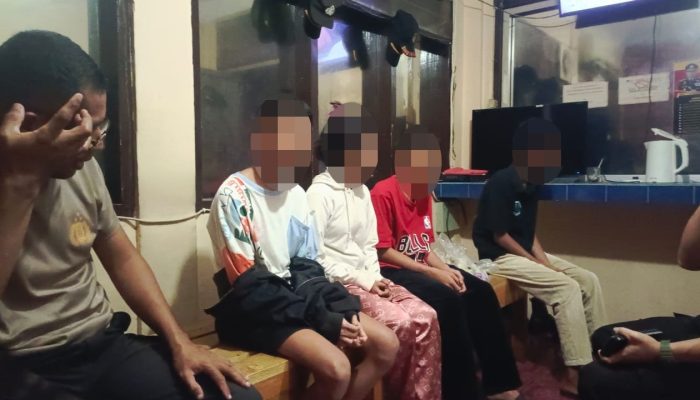 Polisi Amankan 4 Anak di Bawah Umur Asyik Ngelem Fox di Depan Kantor Pelni Luwuk