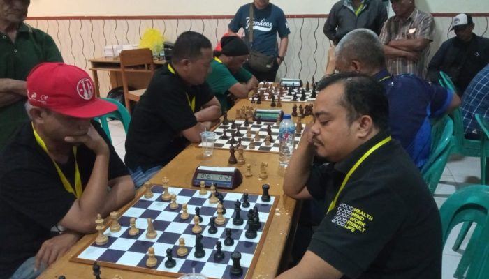 Tim Beregu Catur Clasic Kecamatan Lobu Buka Peluang Raih Medali Emas
