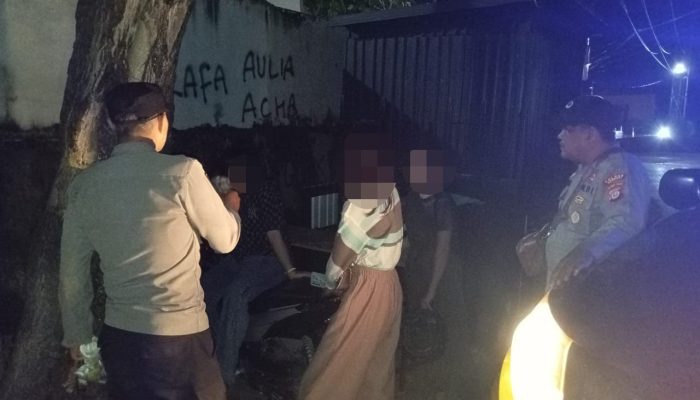Duh, Polsek Luwuk Temukan Tiga Remaja Putri Diduga Asyik Ngelem