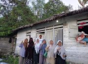 Waket I DPRD Wardani dan Ketua DPC Gerindra Banggai Bantu Renovasi Rumah Warga Tak Layak Huni di Luwuk