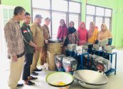 Pemdes Pasir Putih Salurkan Bantuan UMKM Senilai Rp71,3 Juta kepada 14 Pelaku Usaha