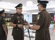 Kajati Sulteng Lantik Adnan Hamzah Sebagai Kajari Banggai Laut