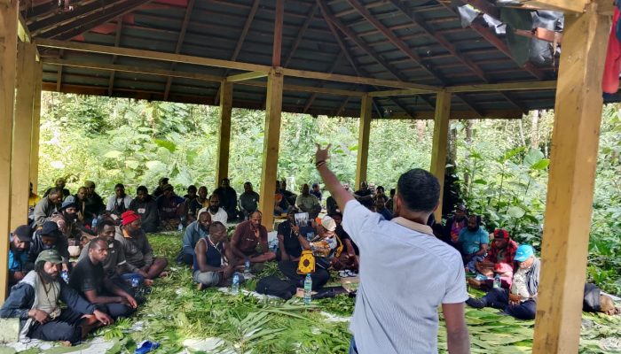 Makna Historis dan Peran Strategis Lembaga Adat Ekadide di Paniai Papua Tengah