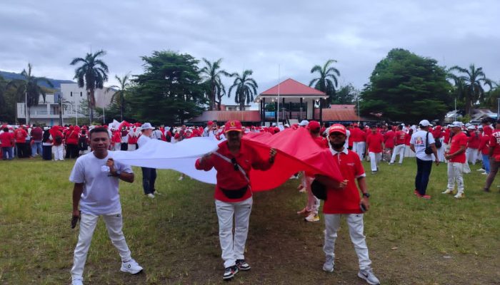Dispar Banggai Kibarkan Merah Putih 30 Meter, Semarakkan Kirab HUT RI ke-80