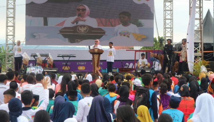 Sukses dan Meriah, Menteri PPPA dan Gubernur Sulteng Buka Hari Anak Nasional di Banggai