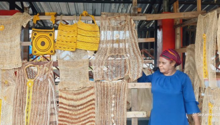 Kelompok Yagamoudo Agiya Papua Nabire Rajut Beragam Noken, Kerajinan Tradisional Papua Tengah