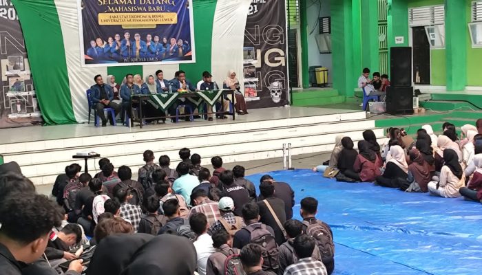 Jangan Hanya Unggul Akademik, Dekan FEB Unismuh Luwuk Ajak Mahasiswa Baru Aktif Berorganisasi