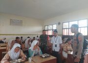 Polsek Batui Monitoring Pelaksanaan Makan Bergizi Gratis 2.178 Paket di 12 Sekolah