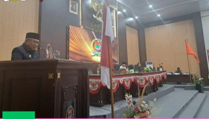 Ketua DPRD Banggai Pimpin Rapat Paripurna Ke-2, Bahas 7 Raperda Strategis