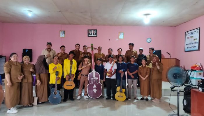 Temuan Potensi Musik Etnik Saluan di Desa Uha Uhangon, Tim Kurator Beri Masukan Penguatan Nuansa Lokal