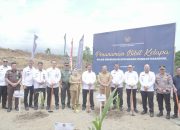 Penanaman 200 Pohon Kelapa Warnai Peletakan Batu Pertama Kantor Imigrasi Kelas I TPI Morowali