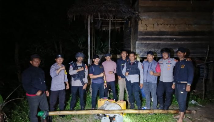 Gerebek 3 Rumah di Uso Batui, Polisi Amankan 53 Liter Cap Tikus