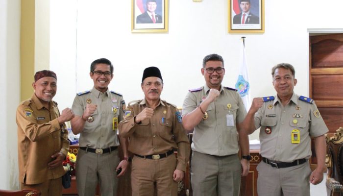 Kepala Kantor Pertanahan Bangkep Koordinasi dengan Pj Sekda Bahas Penataan Wilayah Transmigrasi