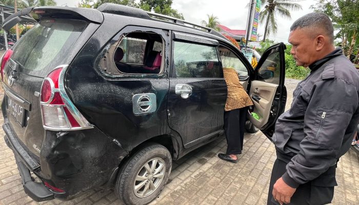 Lakalantas Motor Vs Mobil Terjadi di Moilong, Seorang Pelajar Patah Tulang