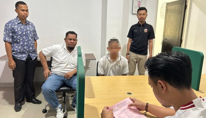 Polisi Limpahkan Tersangka Kasus Pengeroyokan di  Solan Baru Kintom ke Kejari Banggai, 3 Masih Buron dan 2 di Bawah Umur