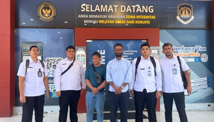 Tegakkan Hukum, Imigrasi Banggai Deportasi 2 WNA Asal Malaysia dan Yaman