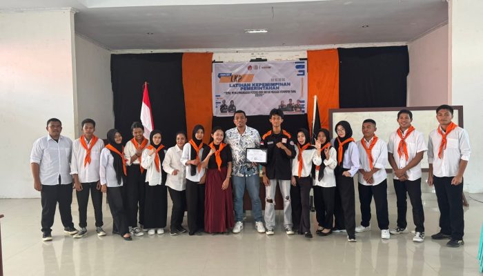 Anggota DPRD Banggai Jadi Pemateri Latihan Kepemimpinan Pemerintahan Mahasiswa FISIP Untika Luwuk