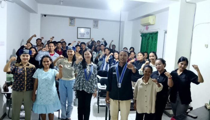 GMKI Gelar Sosialisasi dan Ibadah Bersama di AMIK Luwuk, Jaring Kader Intelektual Kristiani