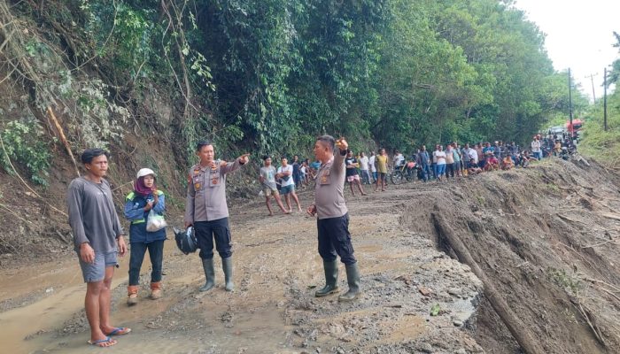 Banjir Bandang dan Tanah Longsor Landa Bunta Banggai: 85 Rumah, Gereja dan Kantor Desa Terendam