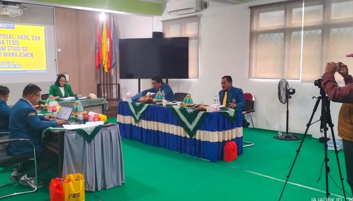 Diikuti 71 Mahasiswa Magister Manajemen, FEB Unismuh Luwuk Gelar Ujian Tesis
