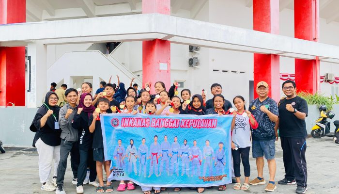 Karateka Muda Banggai Kepulauan Sabet Tiga Medali di Open Tournament Karate Dandim 1306/KP Cup 2025