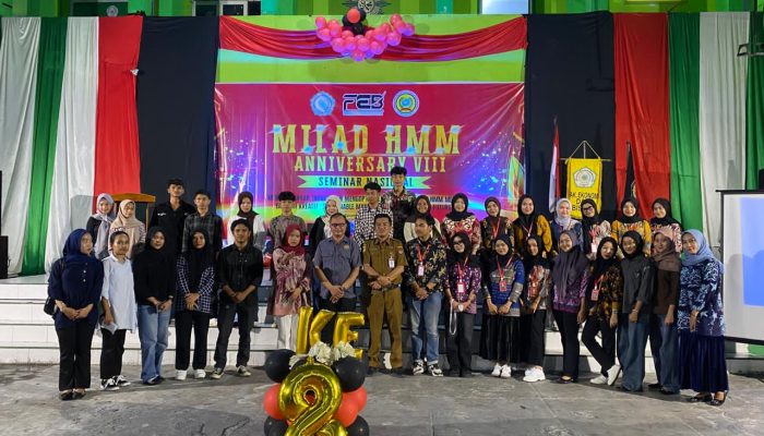 Milad ke-8, HMM Unismuh Luwuk Gelar Seminar Nasional, Dorong Inovasi Menuju Ekonomi Kreatif