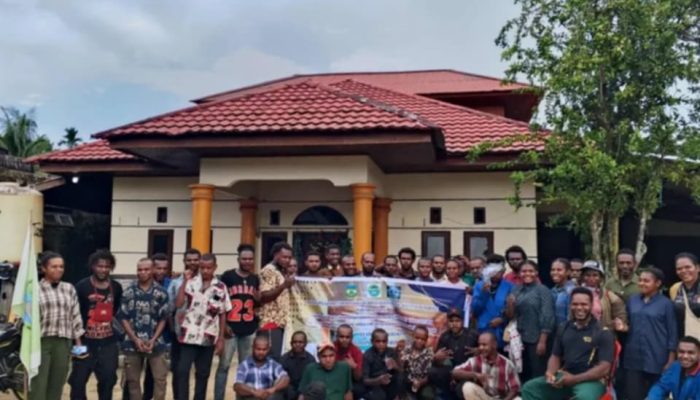 Pembubaran Panitia Perkenalan dan Seminar Sehari IPMADO Sorong, Wujud Sinergi dan Apresiasi untuk Generasi Dogiyai
