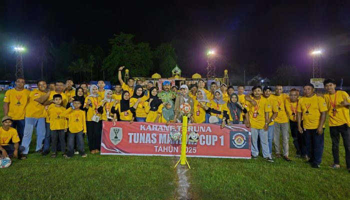 Wakili Bupati, Kadispora Banggai Resmi Buka Mini Soccer Karang Taruna Tunas Mandiri Cup 1 Tahun 2025