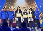 Tiga Lulusan Tercepat FKIP Unismuh Luwuk, Diah Kumala Selesaikan Studi dalam Tahun 7 Bulan