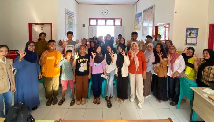 Puluhan Remaja Jole Antusias Ikuti Penyuluhan HIV AIDS dan Kesehatan Reproduksi