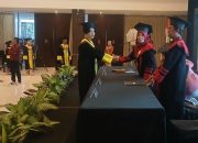 AMIK Luwuk Banggai Sukses Gelar Wisuda ke-18, Kukuhkan 203 Lulusan