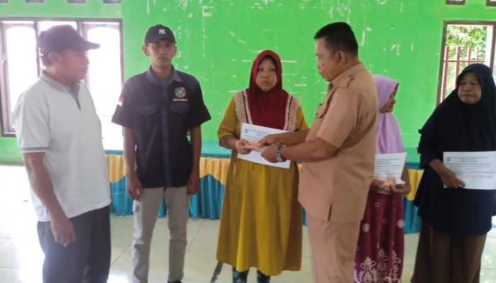 Pemdes Selekan Kembali Salurkan BLT-DD untuk Bulan Oktober dan November 2025