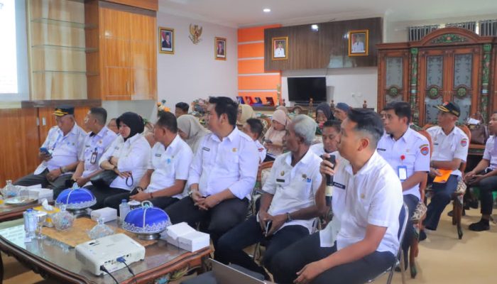 Sekda Balut Ruslan Tolani Resmi Luncurkan Inovasi Layanan Pengaduan Jabat Desa