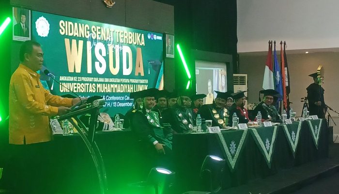 Bupati Pesan Wisudawan Unismuh Luwuk Jadi Sarjana Adaptif, Berintegritas, dan Penggerak Daerah
