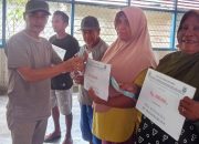 Dorong Pemulihan Ekonomi, Pemdes Mansamat A Salurkan BLT Dana Desa Tahap Akhir 2025