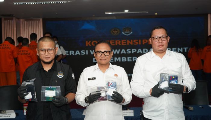 Operasi Wirawaspada dan Pertambangan, Imigrasi Amankan 220 WNA Diduga Melanggar Izin Tinggal