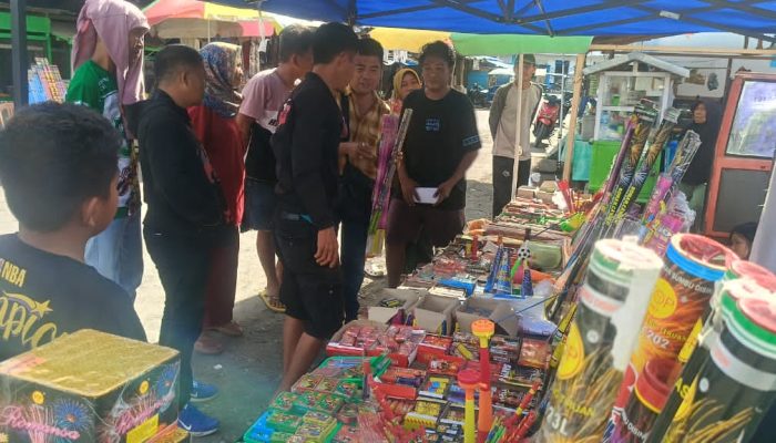 Polsek Bunta Ingatkan Pedagang Tidak Menjual Petasan Berdaya Ledak Tinggi