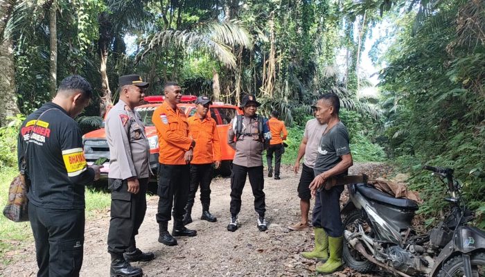 Kapolsek Pagimana Pimpin Pencarian Kakek 74 Tahun yang Hilang di Kebun Pisou