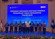 Rektor Unismuh Luwuk Teken Kontrak Kinerja Perguruan Tinggi Berdampak Tahun 2026