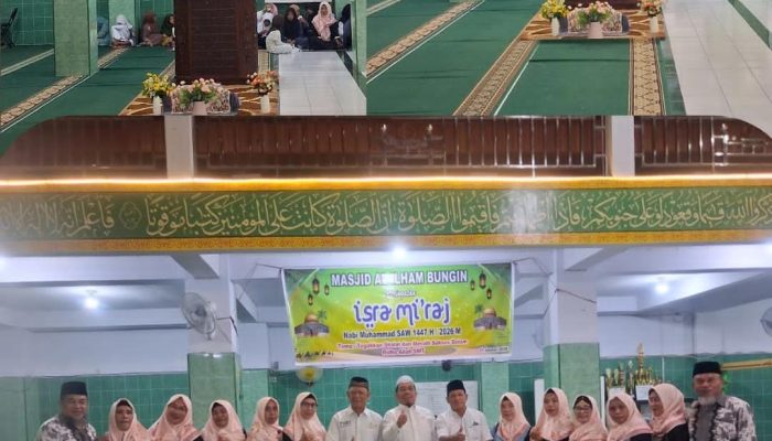 Hadirkan Ustadz Muadz, PHBI Kelurahan Bungin Rayakan Isra Mi’raj
