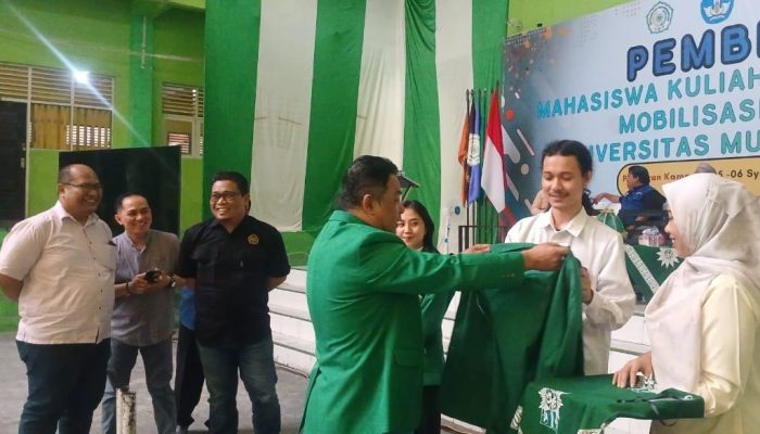 Wakil Rektor I Unismuh Luwuk  Resmi Lepas 256 Mahasiswa KKN-MB, Disebar di 17 Desa, 3 Kelurahan dan 3 Posko Kampus